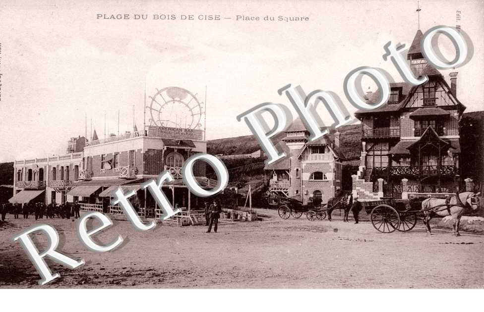 Bois de Cise, Place du Square