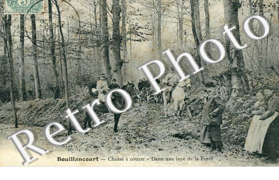 Chasse a courre - dans une Laye de la foret