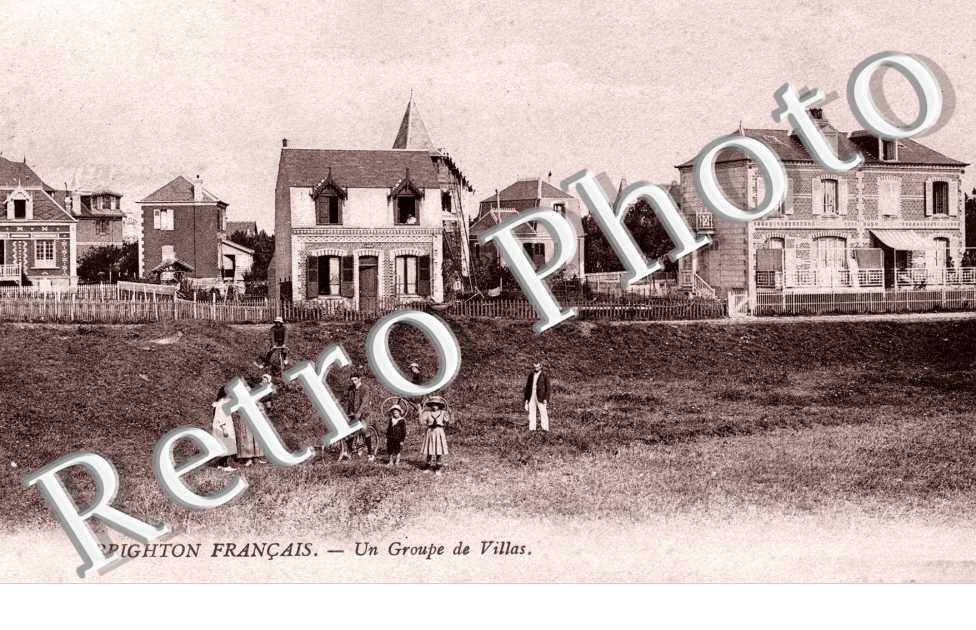 un groupe de villa
