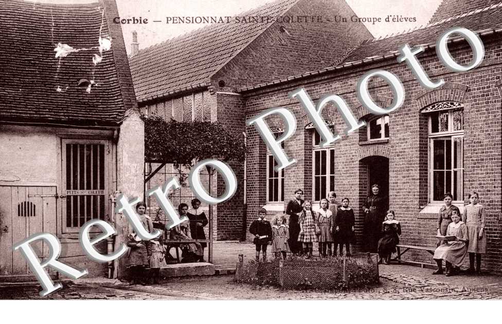 Pensionnat Sainte Colette, un groupe d'eleves
