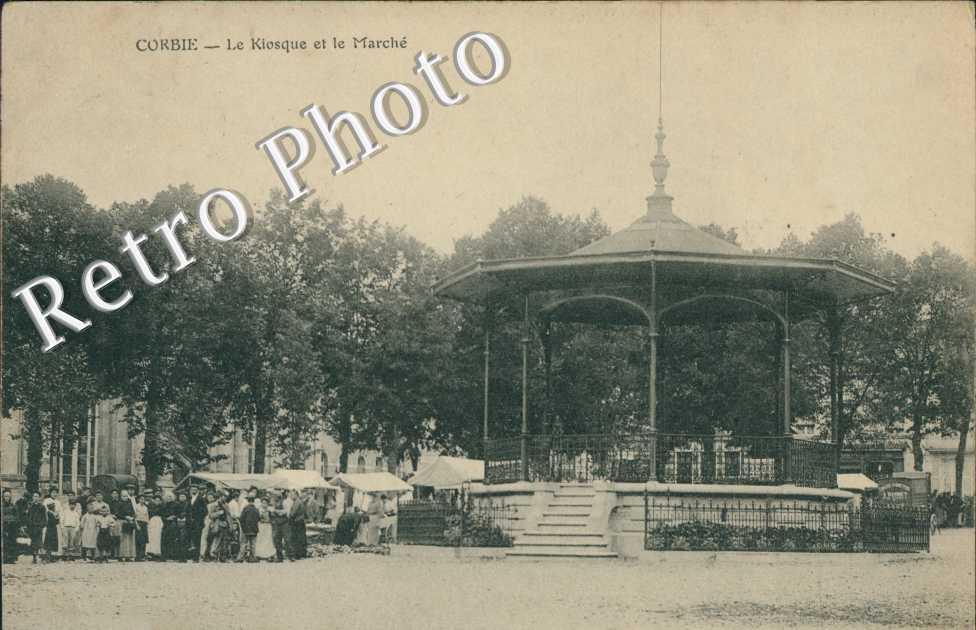 Le Kiosque et le Marche