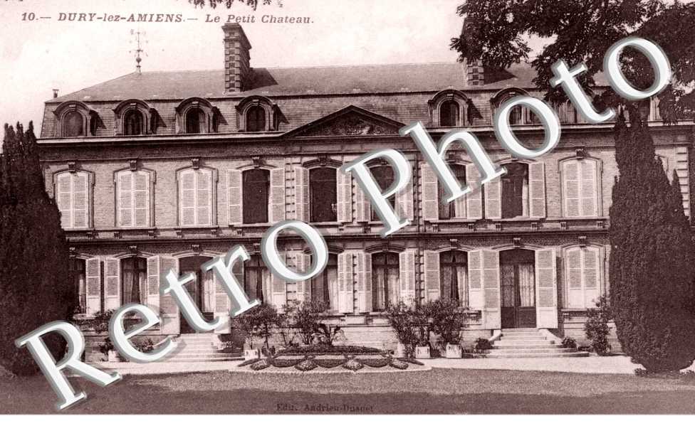 le petit chateau