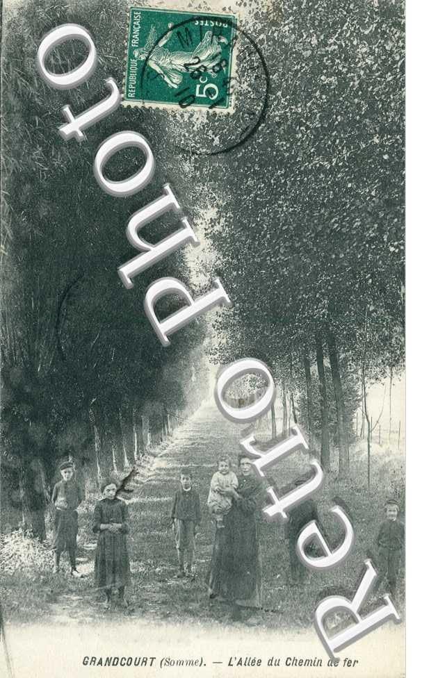 l'allee du chemin de fer