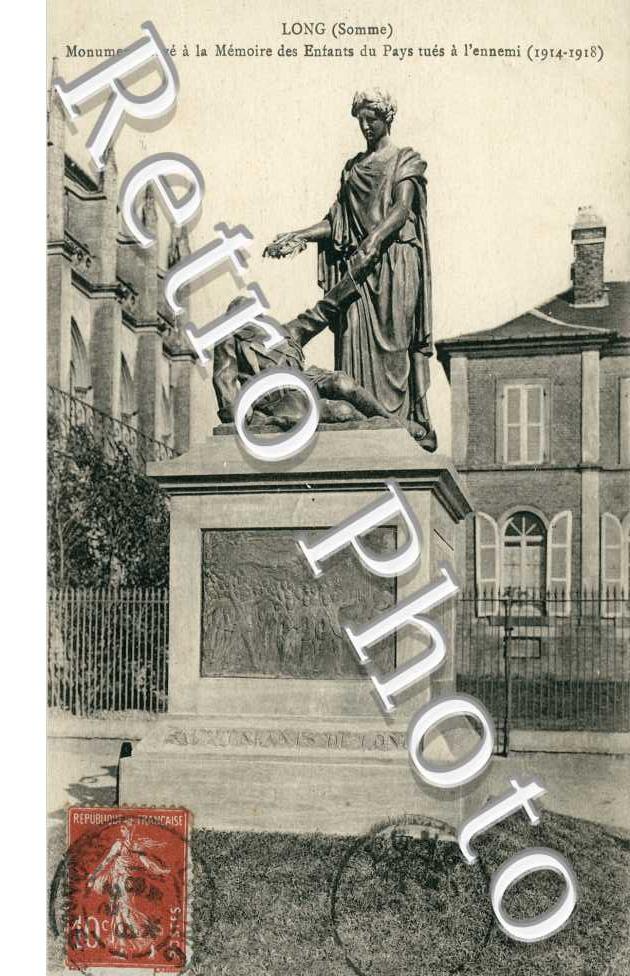 Monument eleve a la memoire des enfants tues de la premiere guerre mondiale