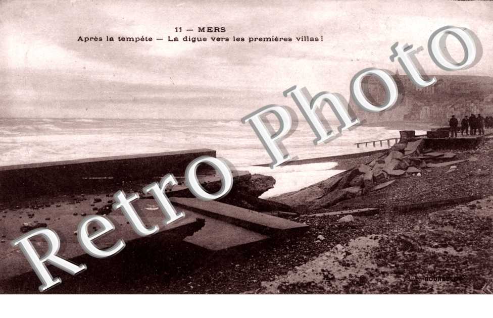 Apres la Tempete, la Digue defoncee