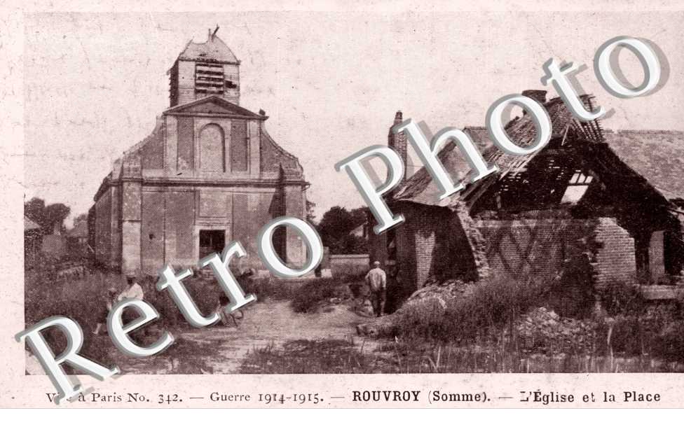 l'Eglise et la Place - Ruines