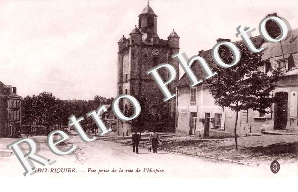 vue prise de la rue de l'Hospice