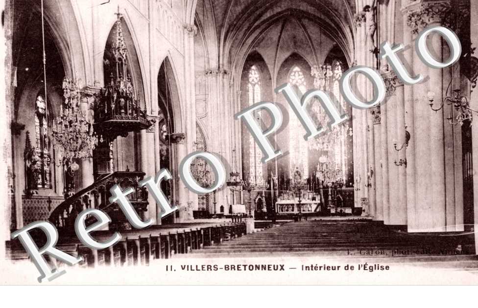 Interieur de l'eglise