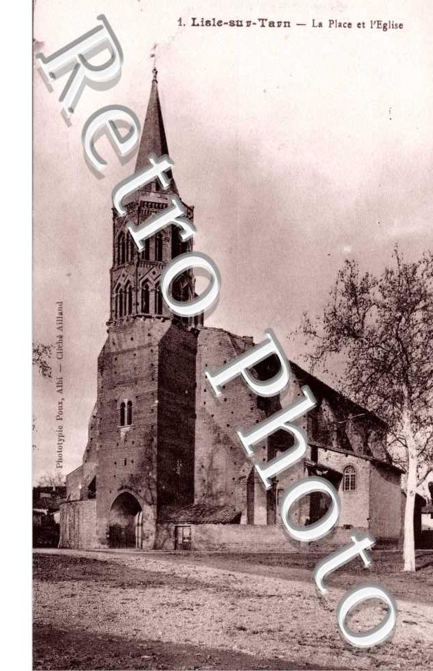 La place et l'eglise
