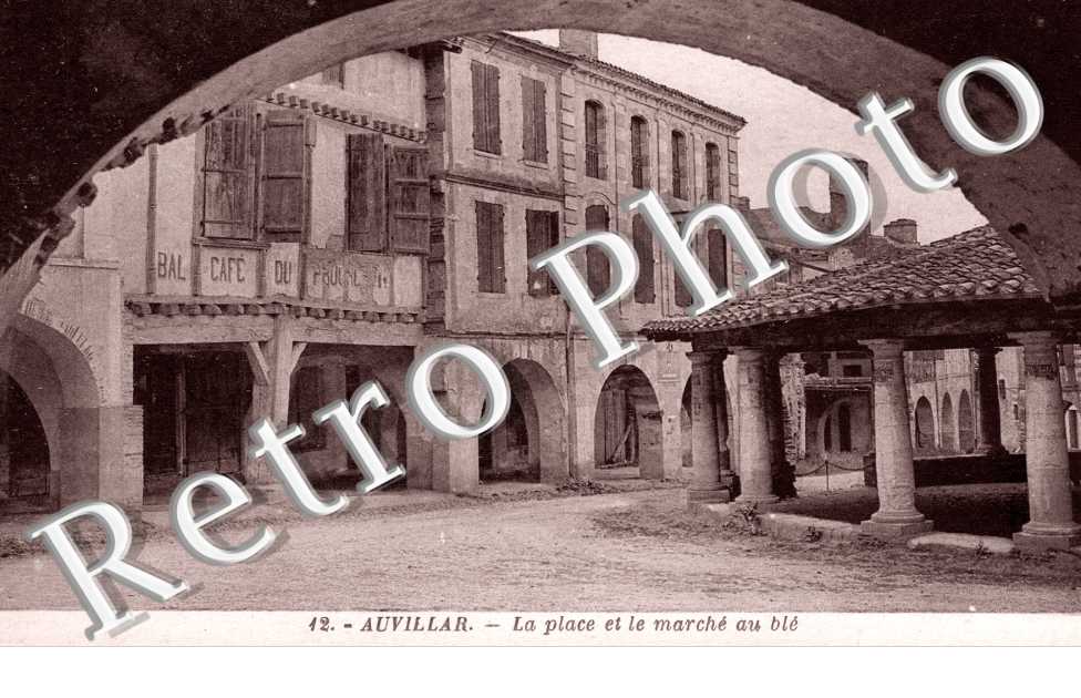 La place et le marche au ble