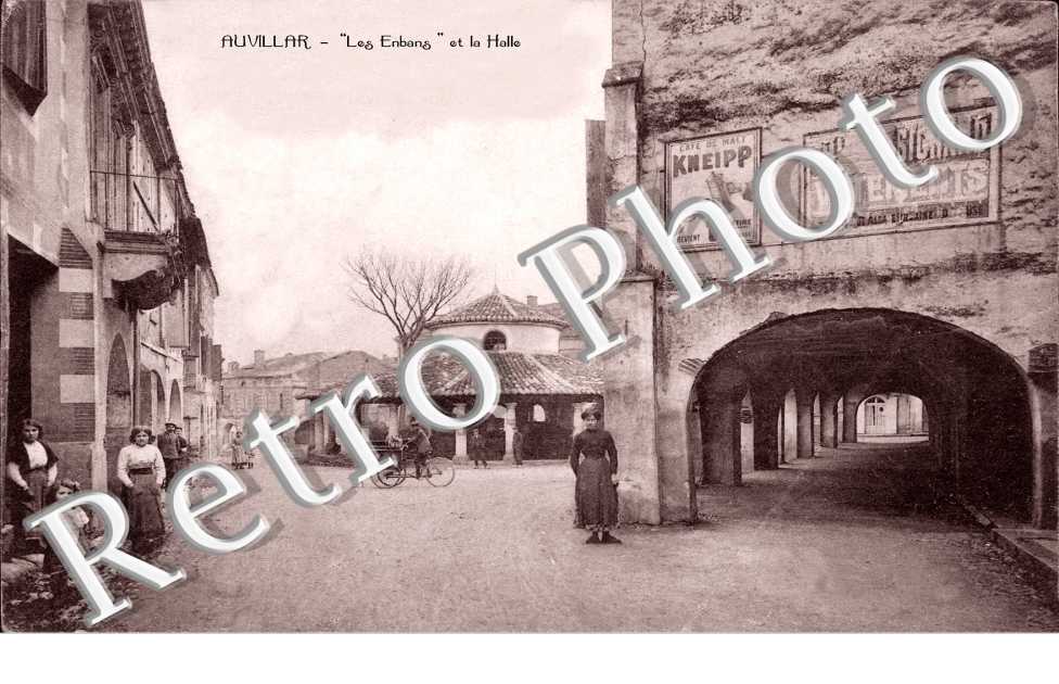 "Les Enbans" et la halle avec ses anciennes mesures