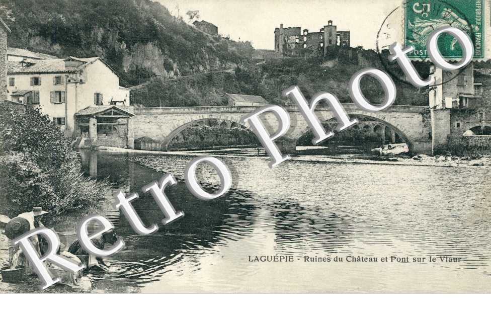 Ruines du Chateau et Pont sur le Viaur
