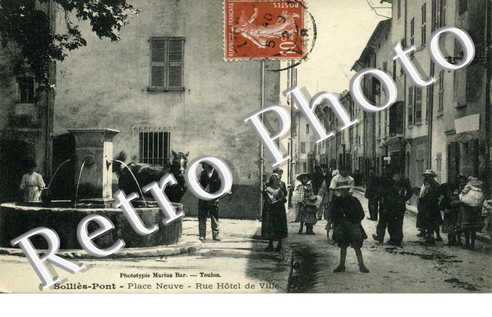 Place Neuve - Rue Hotel de Ville