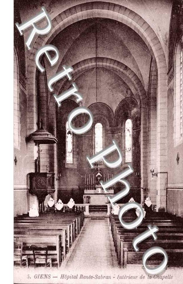 Hopital Renee Sabran Interieur de la Chapelle