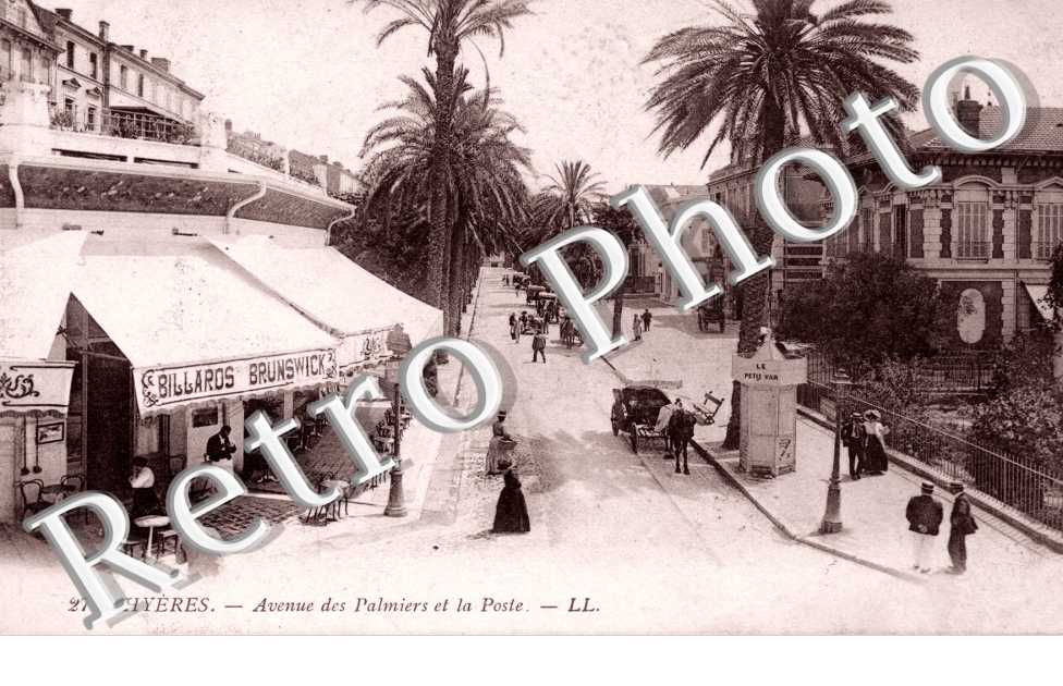 avenue des Palmiers et la Poste