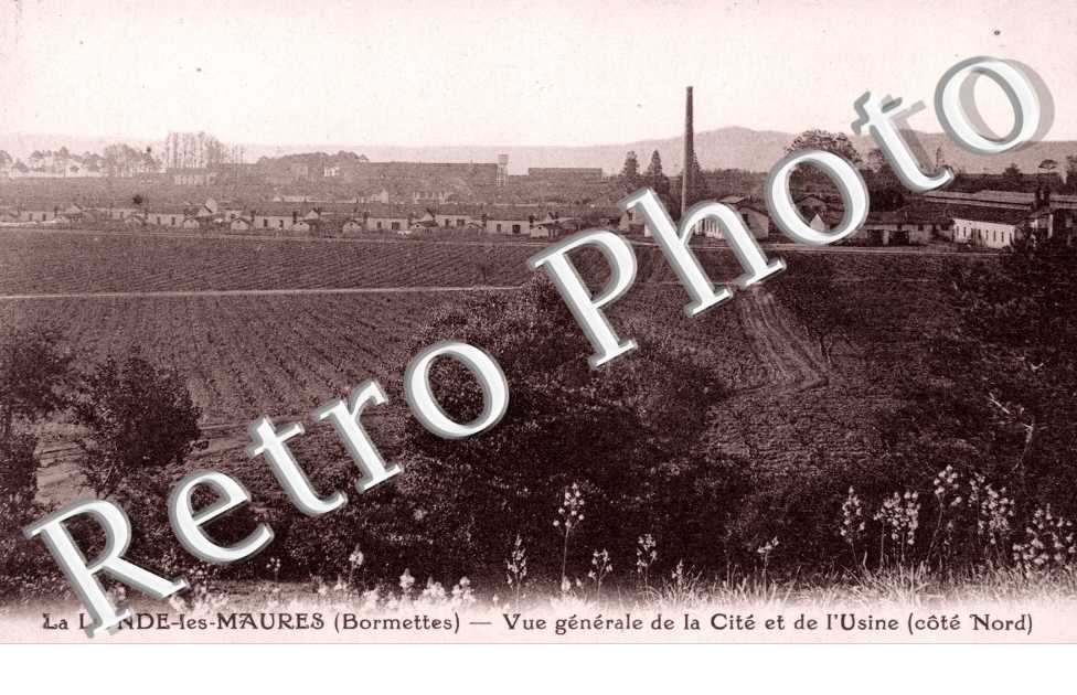 Vue generale de la cite et de l'usine