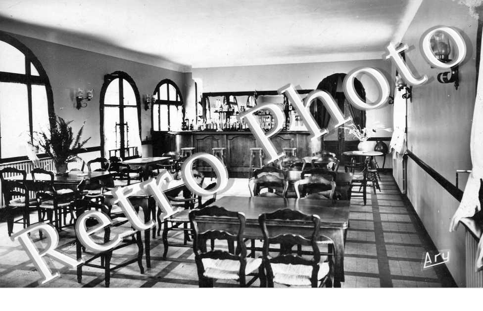 Hotel Moderne, la Brasserie avec vue sur le Parc