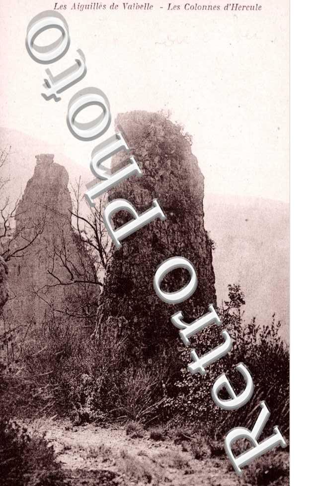 Les aiguilles et les Colonnes d'Hercule