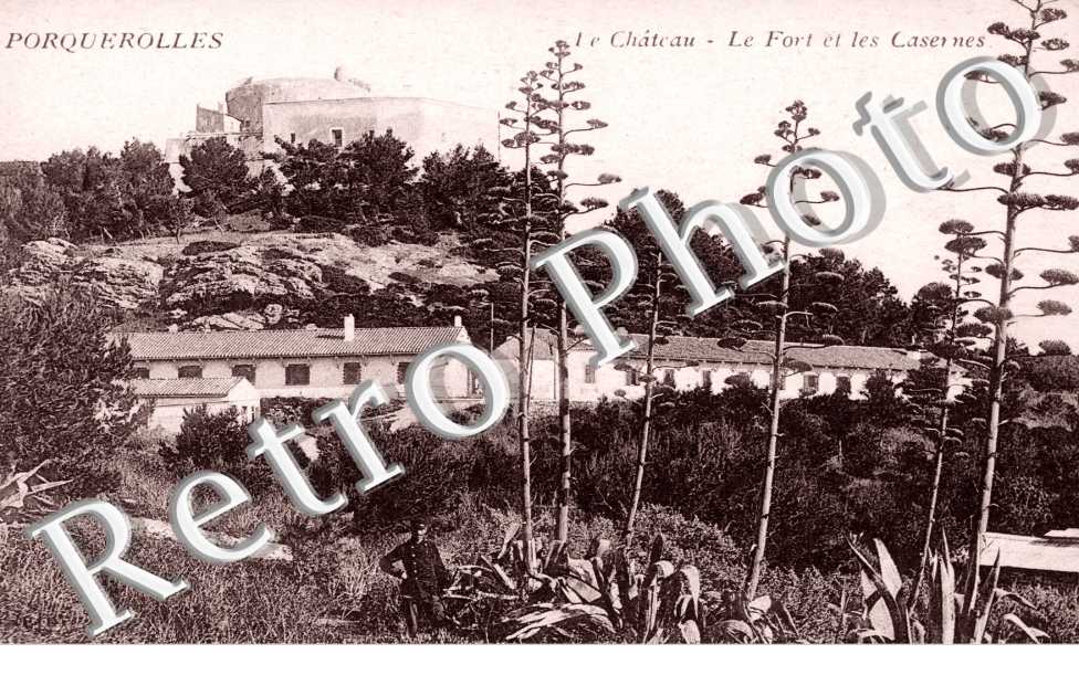 le Chateau, le Fort et les Casernes