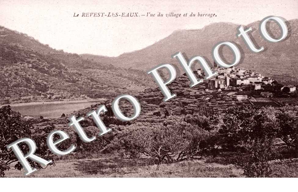 Vue du village et du barrage
