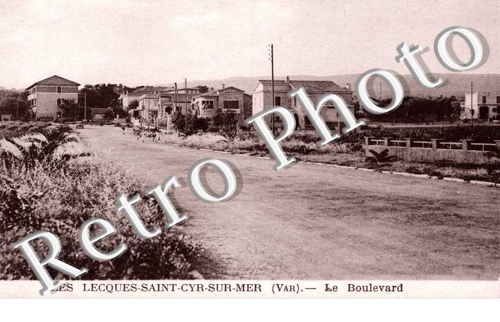 LES LECQUES Le boulevard - les Lecques
