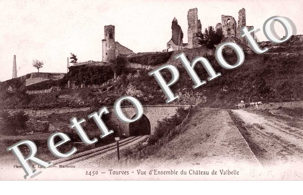 Vue d'ensemble du Chateau de Valbelle