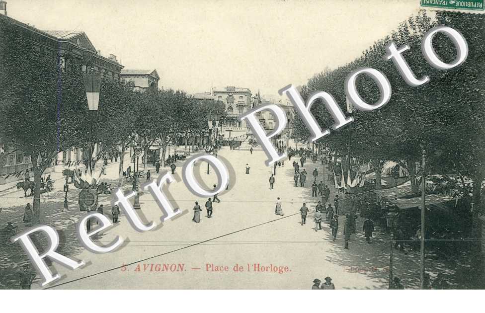 la Place de l'Horloge