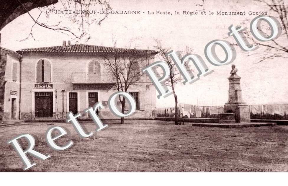 La Poste, la Regie et le Monument Goujon