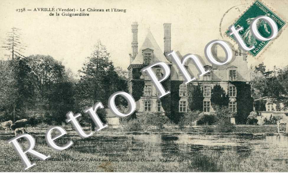 Le chateau et l'Etang de la Guignardiere