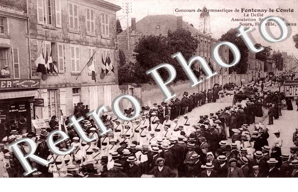 Concours de Gymnastique Le defile Association Saint-Germain Sours, Houville, Umpeau