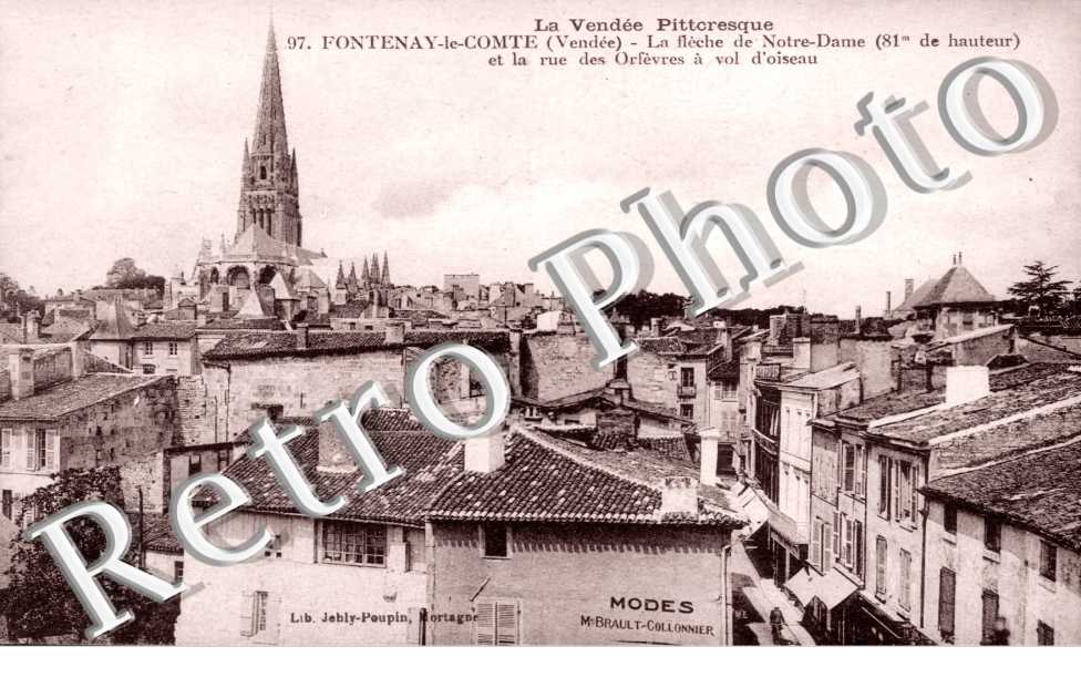 La Fleche de Notre Dame et la Rue des Orfevres