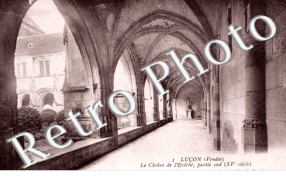 Le Cloitre de L'Eveche