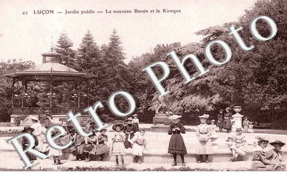 le Jardin Public, le Nouveau Bassin et le Kiosque