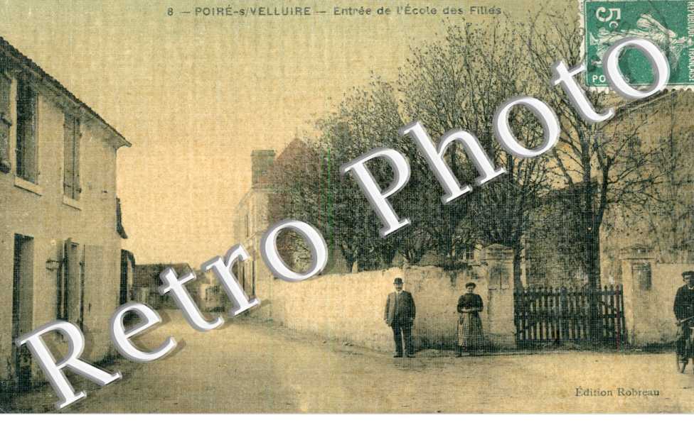 Entree de l'Ecole des Filles