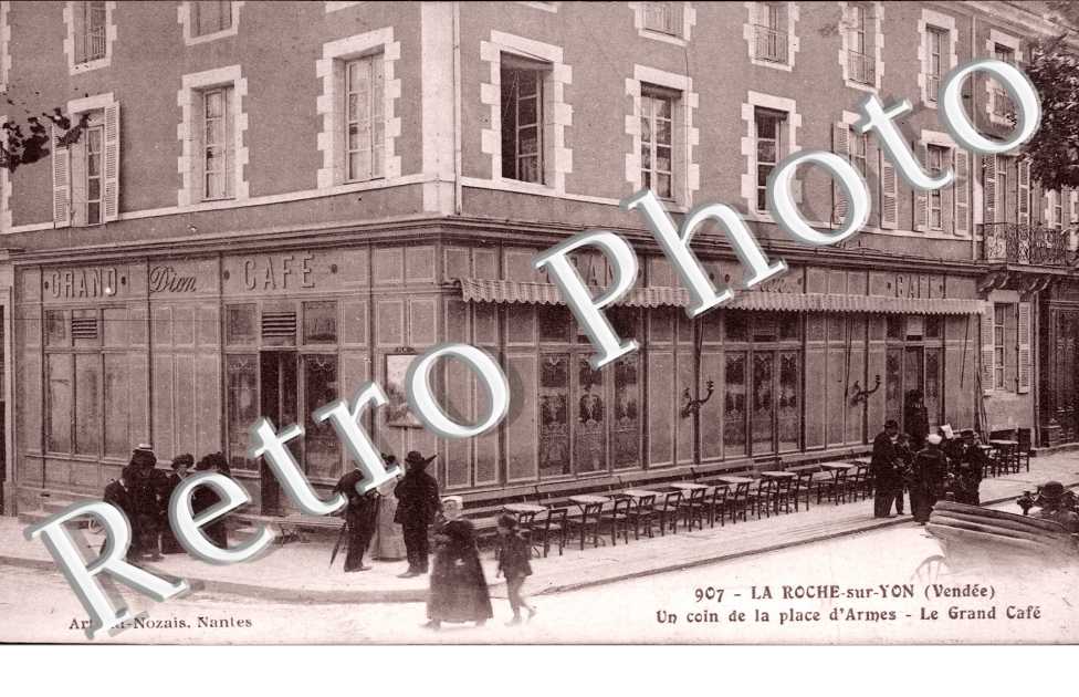 la Place d'Armes, le Grand Cafe