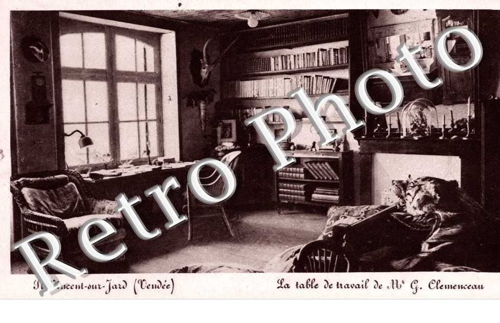 Table de travail de  G. Clemenceau