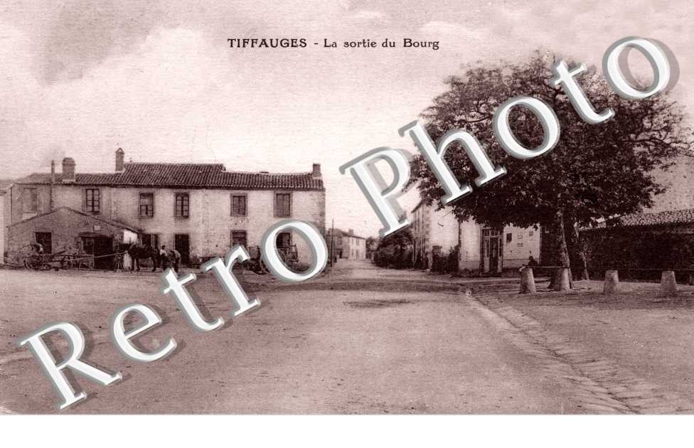 La sortie du bourg