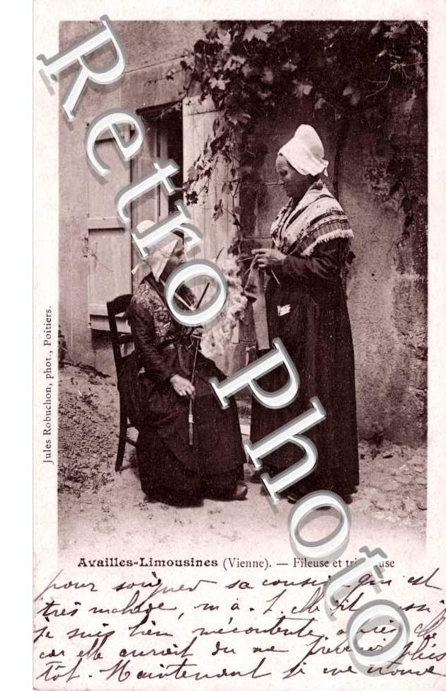 Fileuse et Tricoteuse