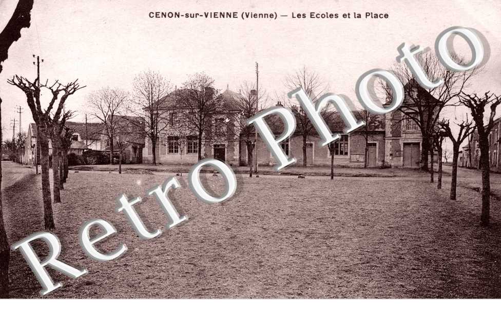 Les ecoles et la place