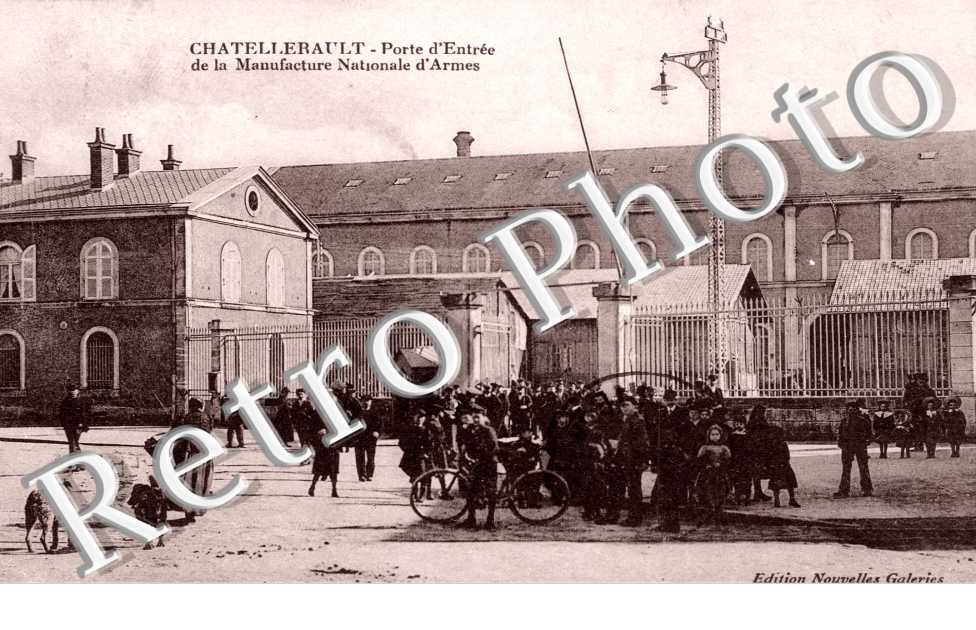 Porte d'Entree de la Manufacture Nationale d'Armes