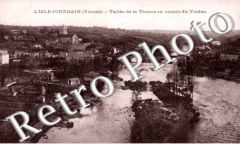 la Vallee de la Vienne en Amont du Viaduc