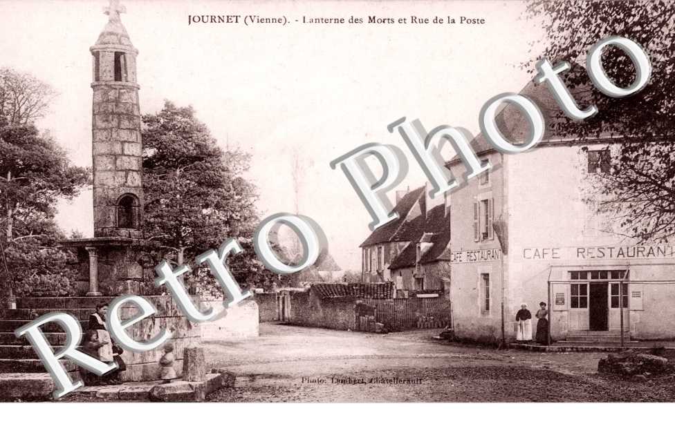 Lanterne des Morts et Rue de la Poste