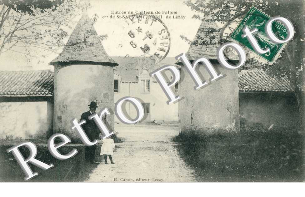 l'Entree du Chateau de Faljoie