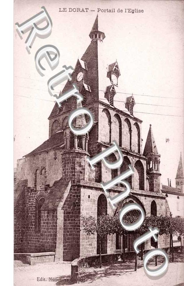portail de l'eglise