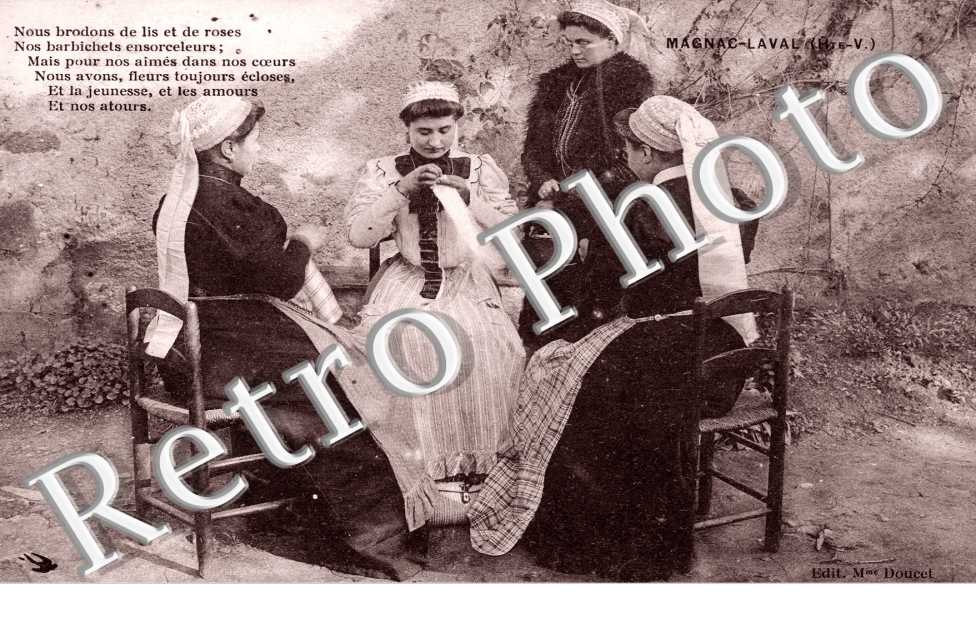Nous brodons,  jeunes filles, folklore