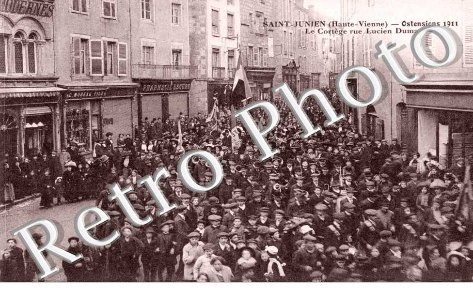 Ostensions 1911 Le cortege rue Lucien Dumas