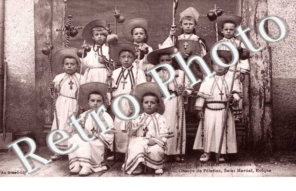 Ostensions - Groupe de Pelerins