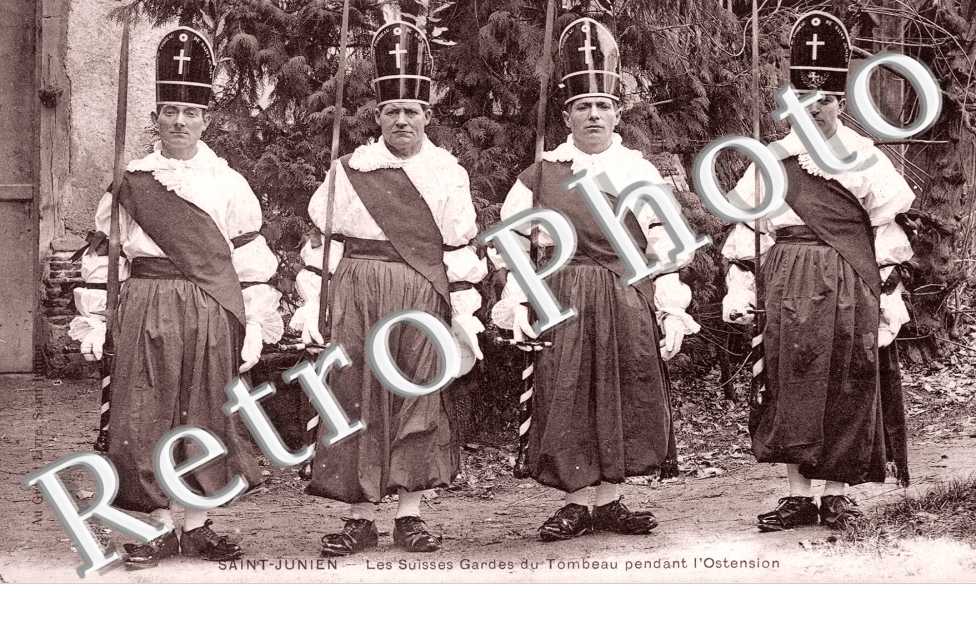 Ostensions - 4 hommes