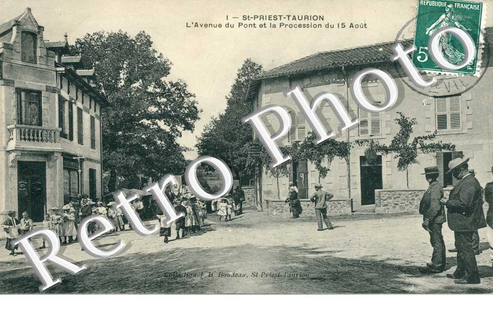 L'avenue du pont et la procession du 15 aout