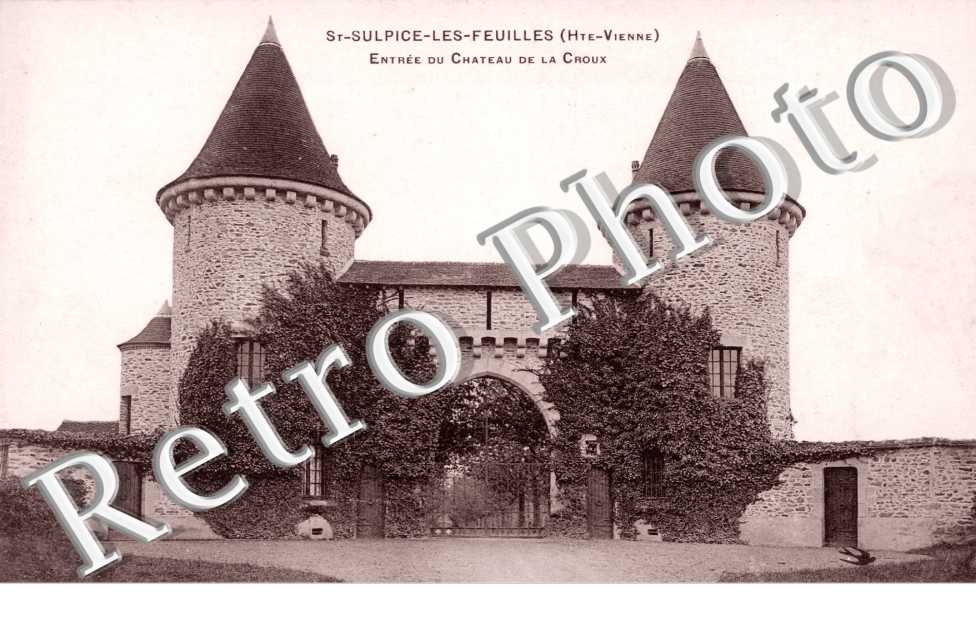 Entree du Chateau de la Croux